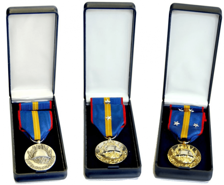 SAPEURS POMPIERS - Sapeurs Pompiers de l’HERAULT Département 34 EUR 10