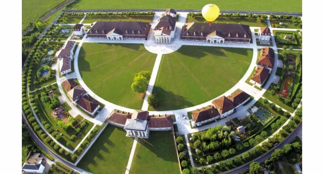 saline-royale-d-arc-et-senans-une-forteresse-pour-proteger-le-sel-1595518115